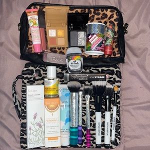 Make up bundle